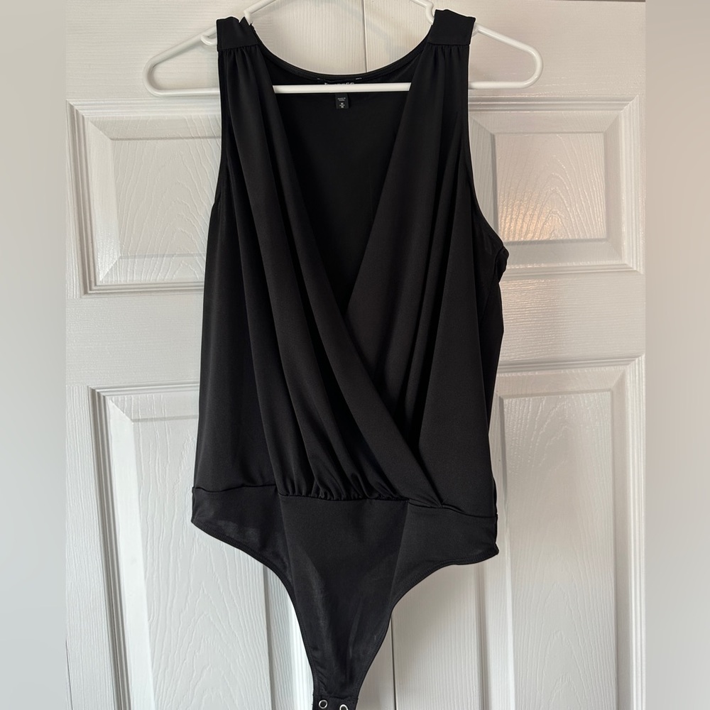 Express Low cut Bodysuit in size Medium